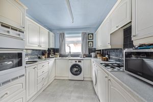 Kitchen- click for photo gallery